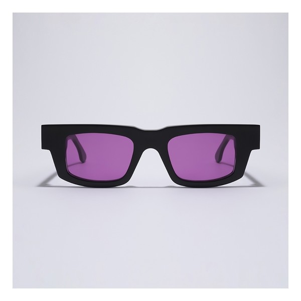 Occhiali da Sole Common Ground CG.IDK.070 montatura nera, lenti viola